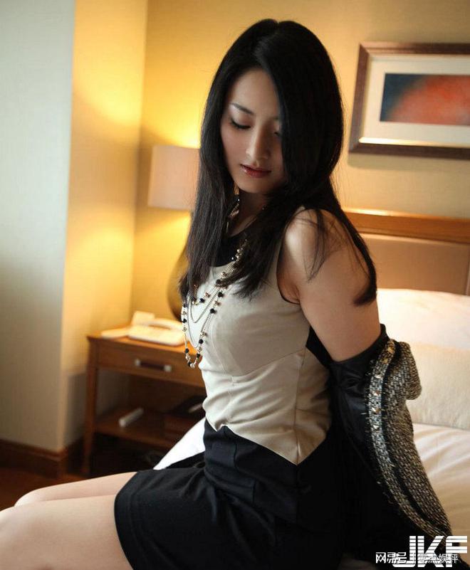 李麗莎最新作品天使，與自然美景的輕松之旅之旅